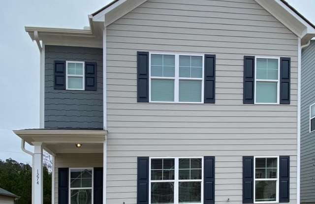 Photo of Gorgeous newly built 3 bedroom home!