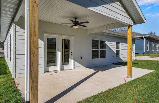 Hickory Village 55 Plus, LLC - 3700 E Cherry St Springfield, MO 65809