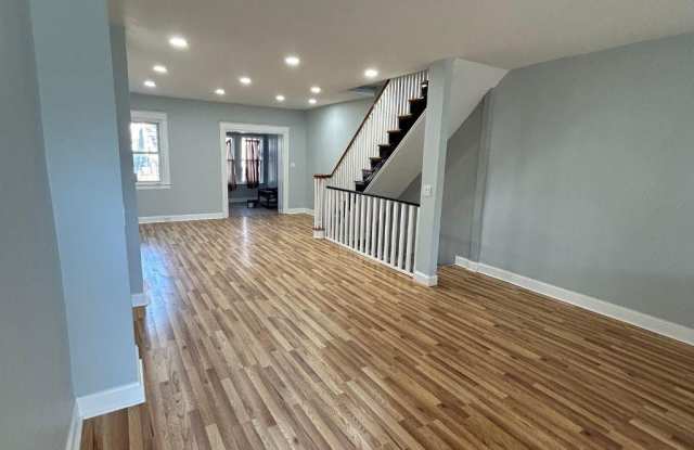 5718 FLORENCE AVENUE