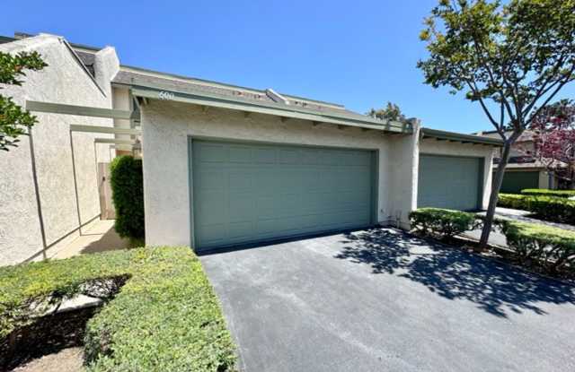 3 bedroom 2.5 bathroom La Habra home available for LEASE! photos photos