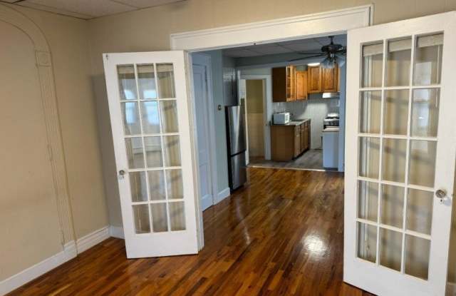 Photo of 12 Prospect St APT 1