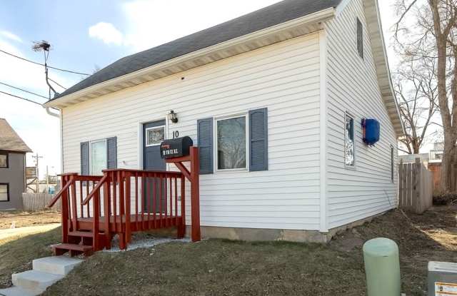 Photo of 10 8th Street Northeast