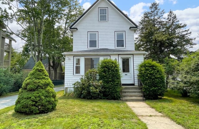 323 Nevada - 323 Nevada Street, Newton, MA 02460