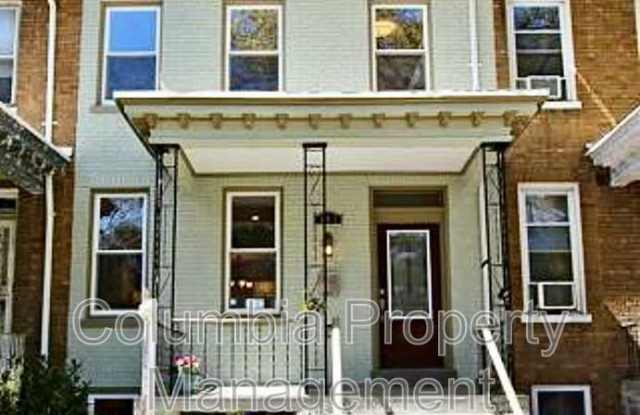 107 Rock Creek Church Rd NW