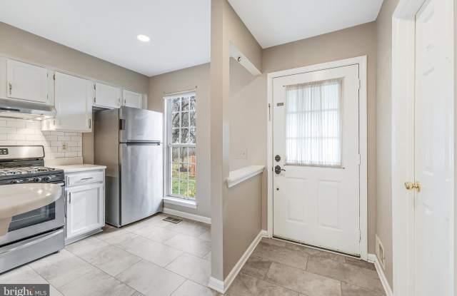 14726 GREEN PARK Way