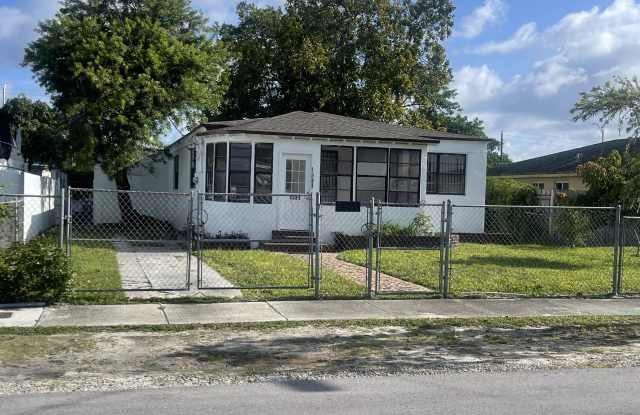 1331 Nw 70th St