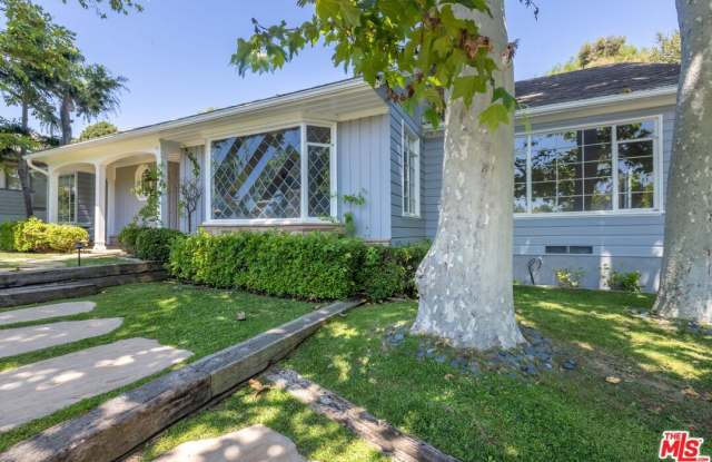 Photo of 11339 Thurston Pl