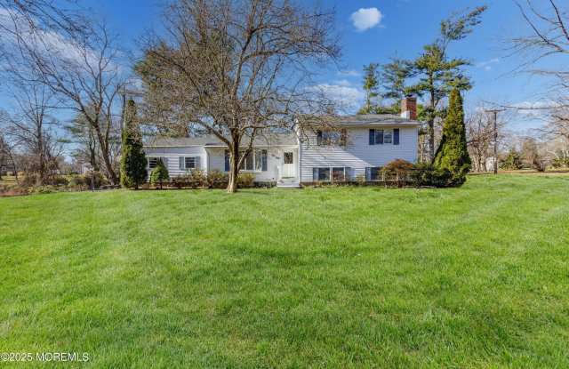 Photo of 150 Cloverdale Circle