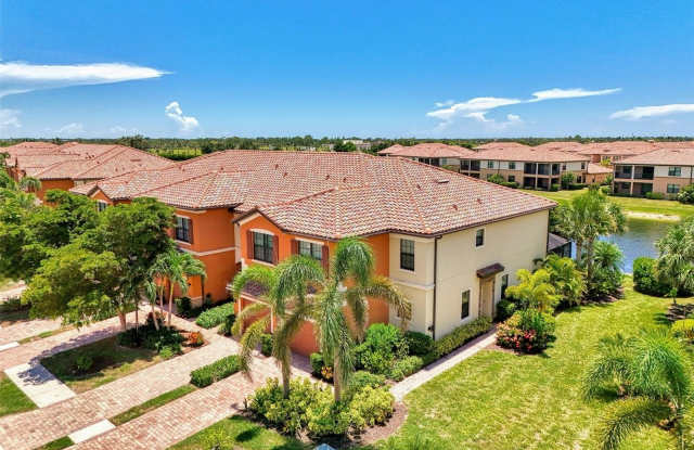 20210 LAGENTE CIRCLE