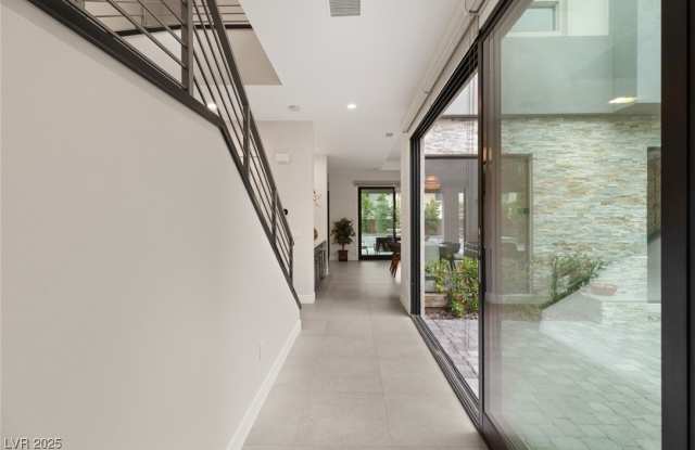 74 Pristine Glen Street