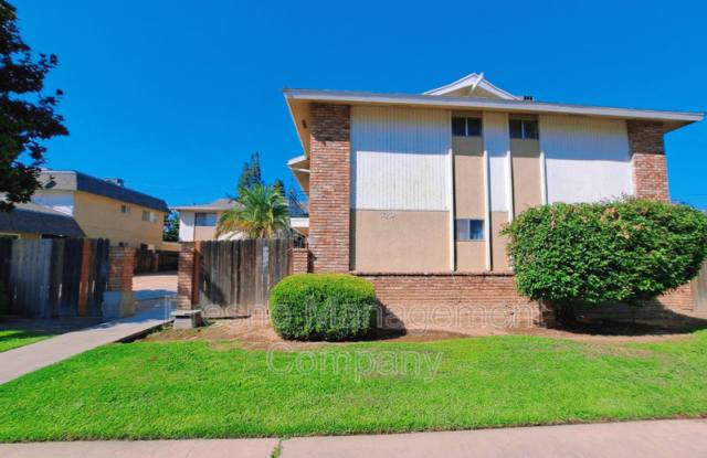 3331 E Sierra Madre Ave