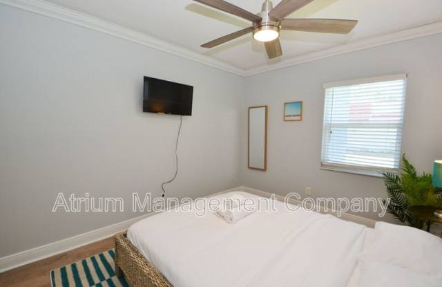 3808 W El Prado Blvd