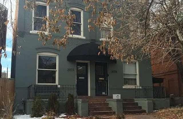 Remodeled 2 Bed / 2 Bath ½ Townhome | Private Rooftop Patio + Detached Garage |  Available Early August