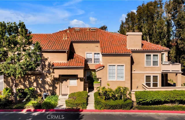 Photo of 2 Ellisworth Aisle