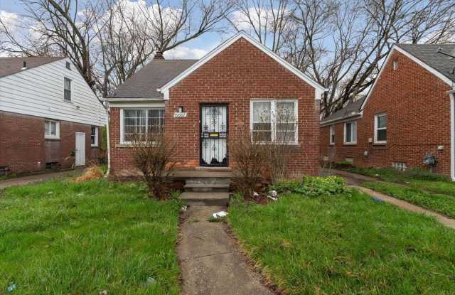 SECTION 8 ONLY! $1400 - 3 Bed 1.5 bath bungalow - 19007 Kentfield Street, Detroit, MI 48219