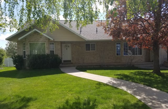 1274 Orchard Heights - 1274 Orchard Heights Drive, Logan, UT 84321