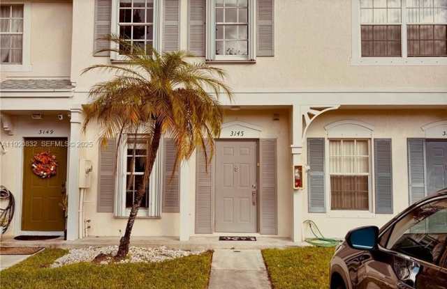 Photo of 3145 SW 50th St