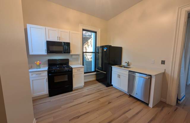 Charming 2BR Apartment in Buffalo
