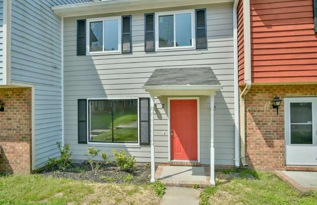 Beautiful 3 Bedroom, 1.5 bath in awesome Durham location! - 1000 Fargo Street, Durham, NC 27707