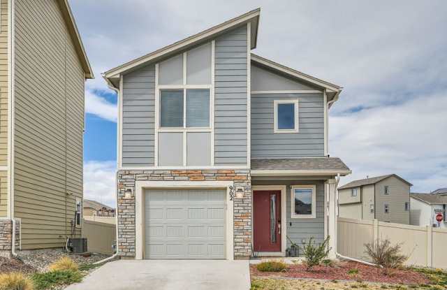 902 Cana Grove