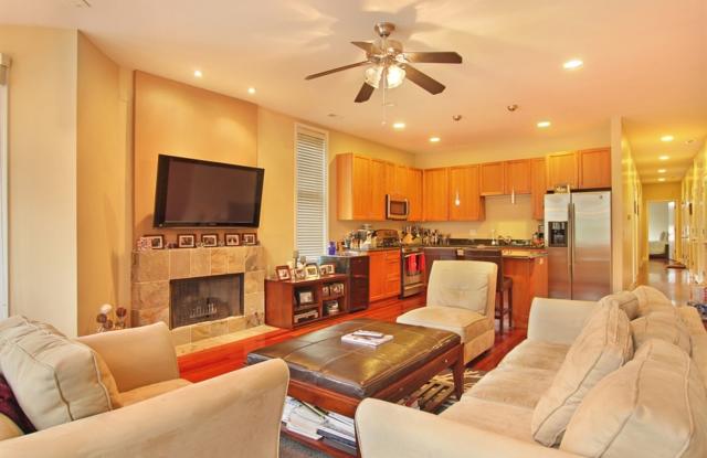 Photo of 1449 N Wicker Park Ave
