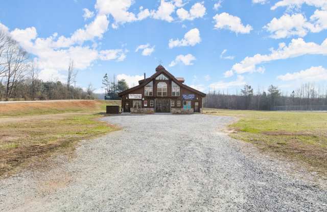 2000 Antioch Church Rd