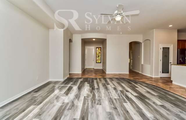 13123 North Kenosha Bluff Drive