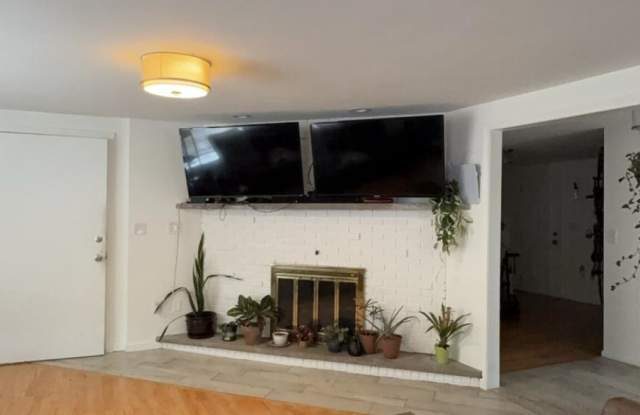 Photo of 36 Sears St.