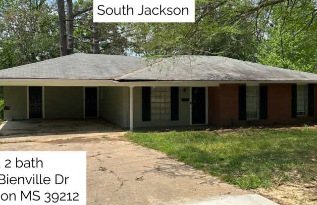 3 bedroom 2 bath home available for rent in Jackson MS - 2951 Bienville Drive, Jackson, MS 39212