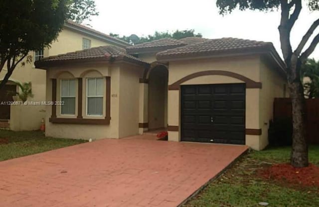 4316 NW 113th Ct - 4316 NW 113th Ct, Doral, FL 33178