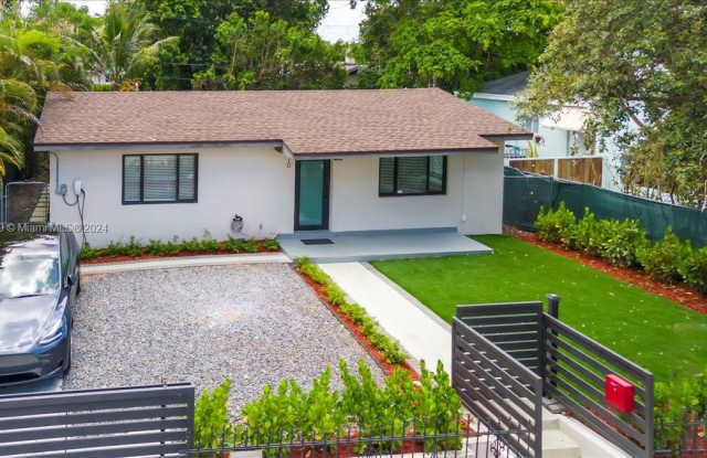 70 NW 47th Ter