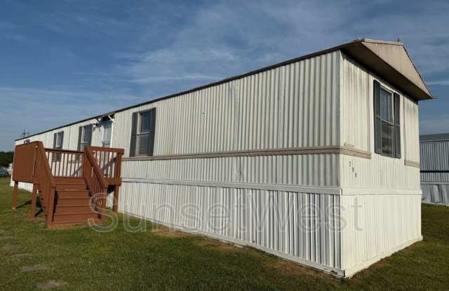 208 Thunder Road