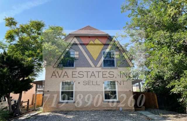 Photo of 516 W 9th St