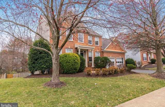 6323 WILLOWFIELD WAY