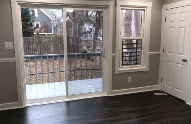 1219 East Kane Place - CottageC