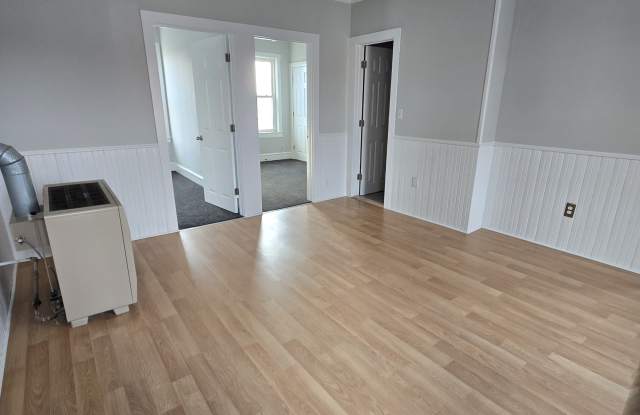 1055 Pine Street - 2E