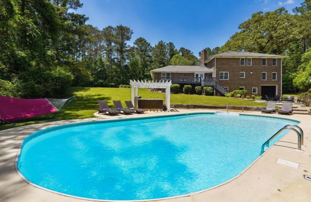 FURNISHED: Beautiful Large Private Estate on 16 Acres with Pool,Jacuzzi,Playground  More!