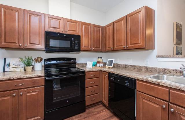 Photo of Verde at Howard Square West