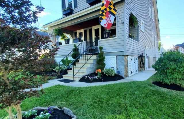 Photo of 3302 RICHMOND Avenue