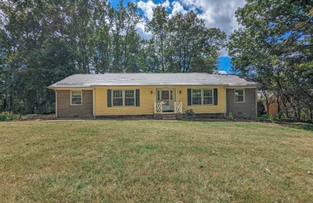 5000 Cedarwood Drive - 5000 Cedarwood Drive, Winston-Salem, NC 27103