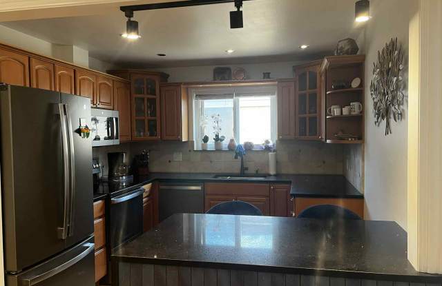 Photo of 1354 East Washington Street