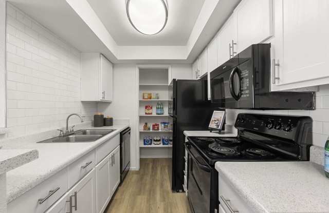 Photo of Parklane Commons