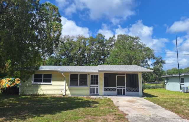 2BR 1.5BA SINGLE FAMILY HOME-EDGEWATER
