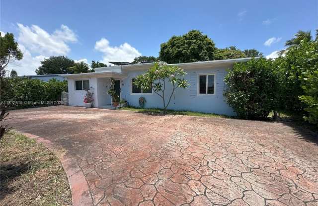 Photo of 85 NW 126th St