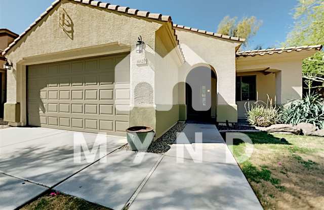 6821 W Evergreen Terrace