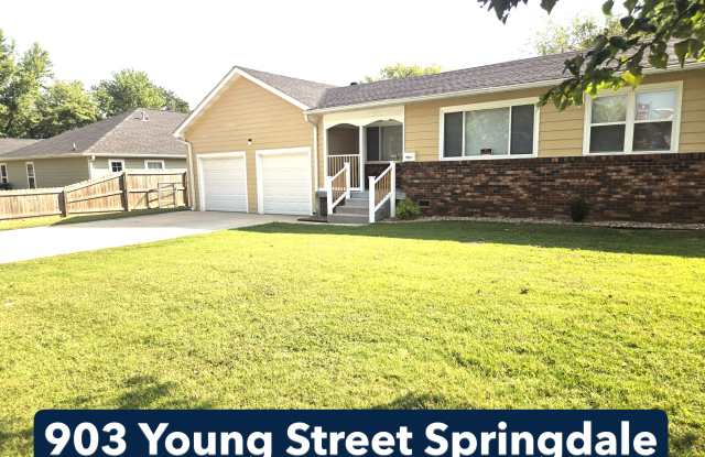 Photo of 903 Young St