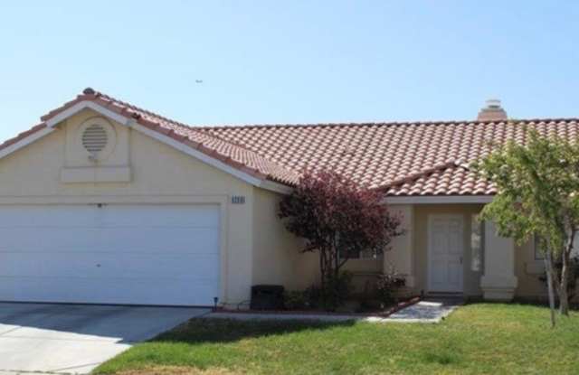 6209 Lenaking Avenue