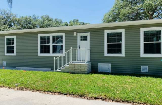 185 Millwood Road, #286