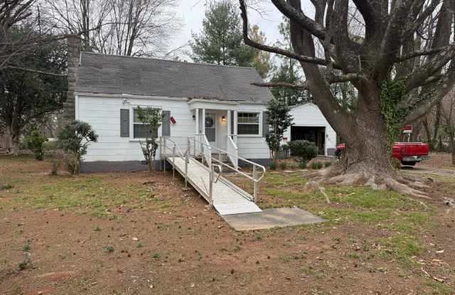 Photo of 826 West Terrell Street