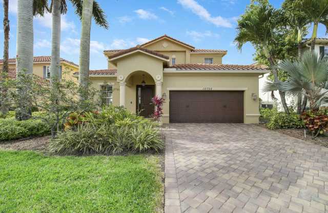 10722 Willow Oak Court - 10722 Willow Oak Court, Wellington, FL 33414